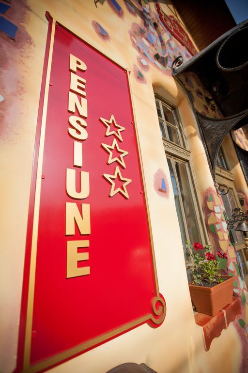 Déjà Vu Guesthouse Cluj-Napoca Esterno foto