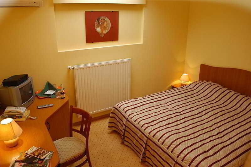 Déjà Vu Guesthouse Cluj-Napoca Esterno foto